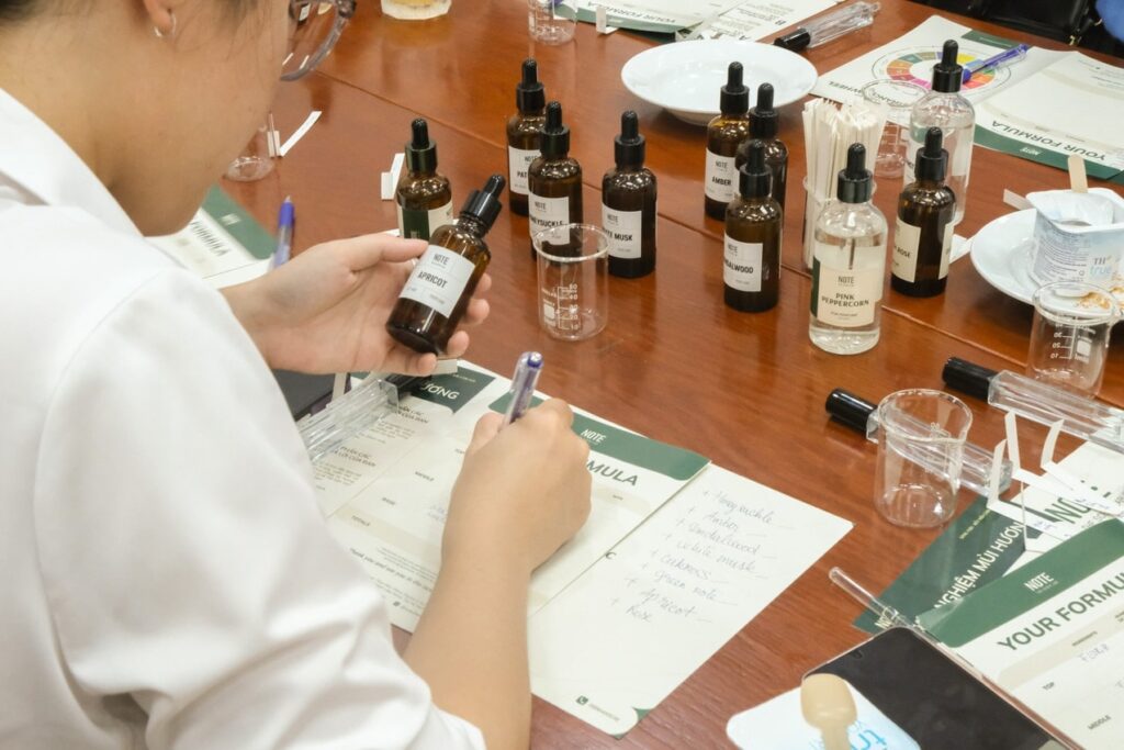 Một số khoảnh khắc đẹp tại Workshop doanh nghiệp - sản phẩm mùi hương từ NOTE - The Scent Lab